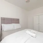 Stunning New Modern Near Roundhay Park بيت للعطل