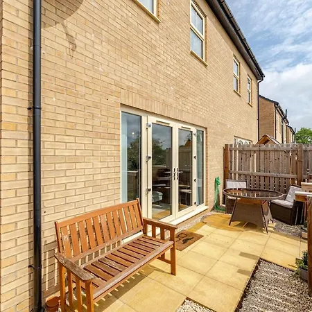 Сasa de vacaciones Stunning New Modern Near Roundhay Park *