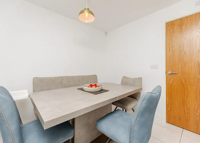 Stunning New Modern Near Roundhay Park Сasa de vacaciones Leeds (West Yorkshire)