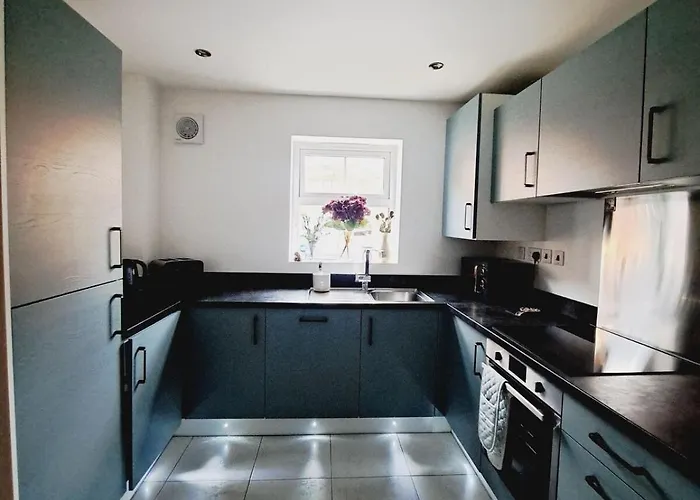 Stunning New Modern Near Roundhay Park